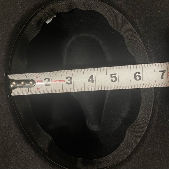 Black Felt Hat - Picture 8 of 8